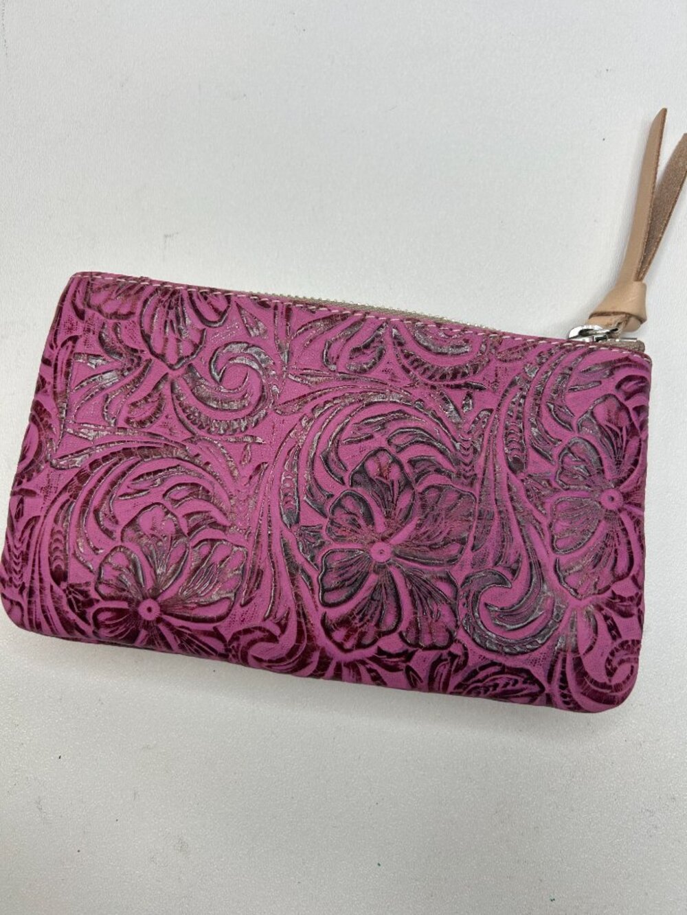 C0NSUELA Slim Wallet Mena Tooled Embossed Leather Fuchsia - Picture 2 of 8